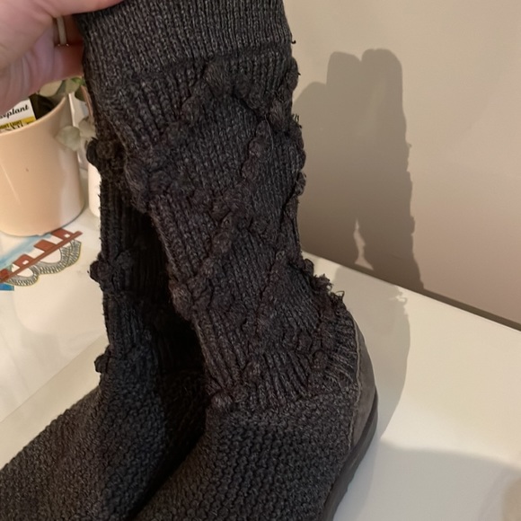 Uggs bundle - Picture 5 of 7